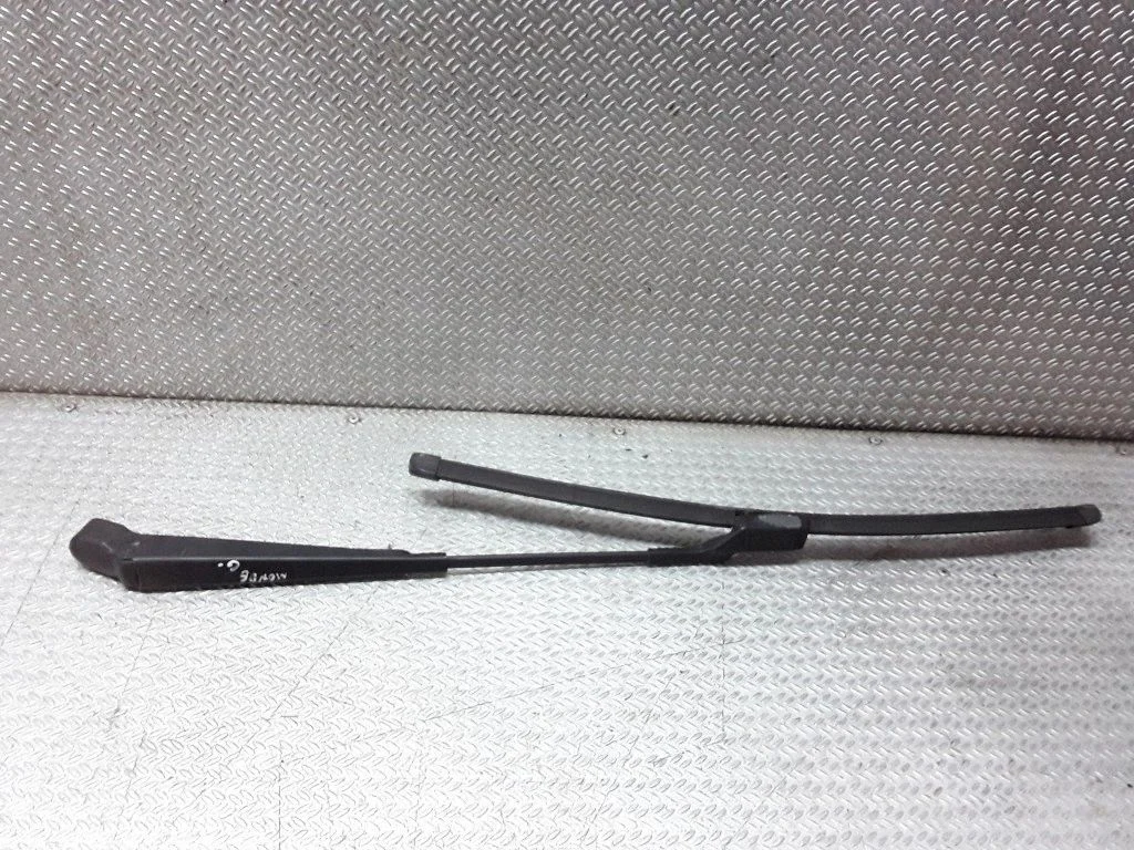 Pióro wycieraczki tylnej 7S71A17406AB