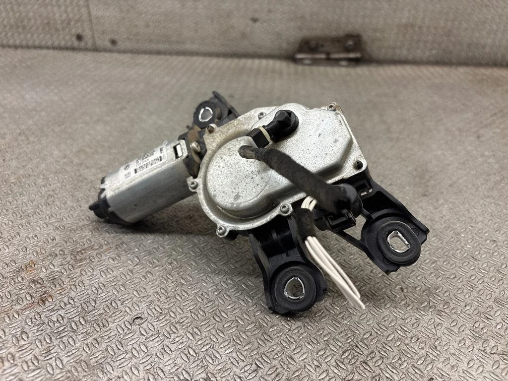 Rear window wiper motor – Volkswagen Passat CC (2008-2016)