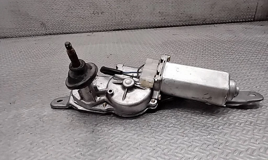 Tagaklaasi kojamehe mootor – Toyota Yaris Verso (1999-2005)