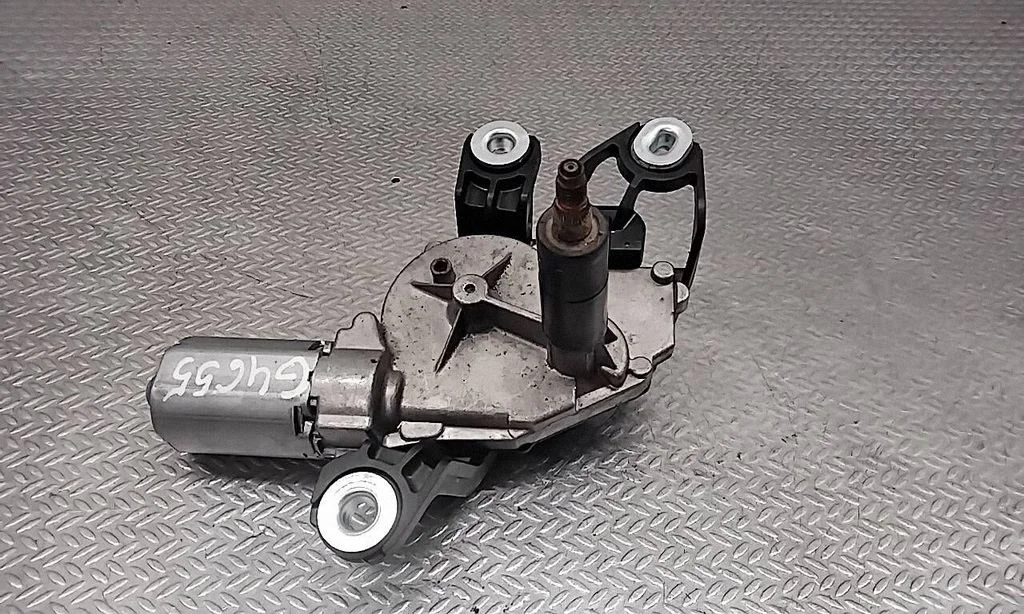 Rear window wiper motor – Volkswagen Golf IV (1998-2005)