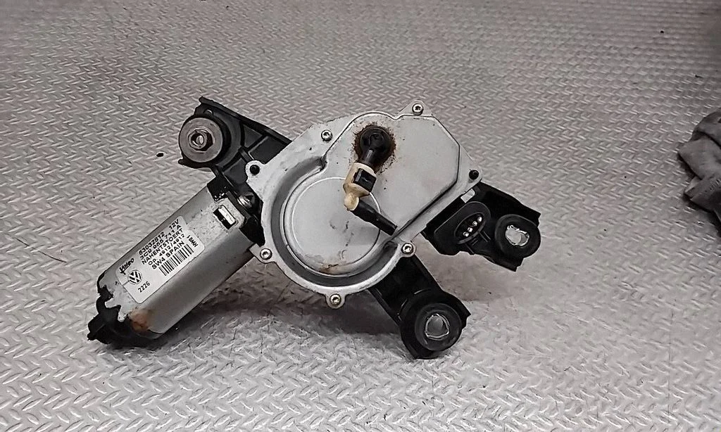 Rear window wiper motor – Volkswagen Passat B6 (2005-2010)