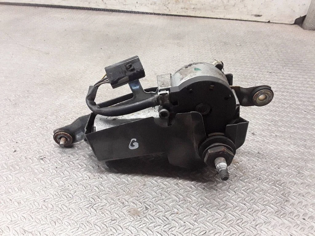 Tagaklaasi kojamehe mootor DLB101620