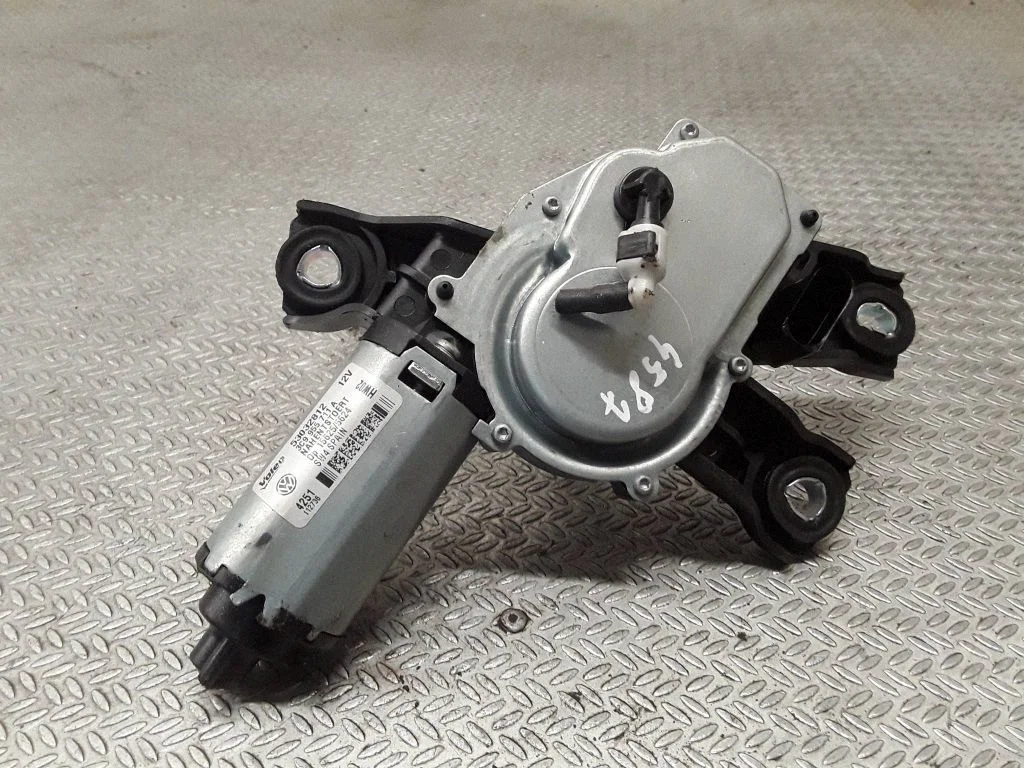 Rear window wiper motor – Volkswagen Passat CC (2008-2016)