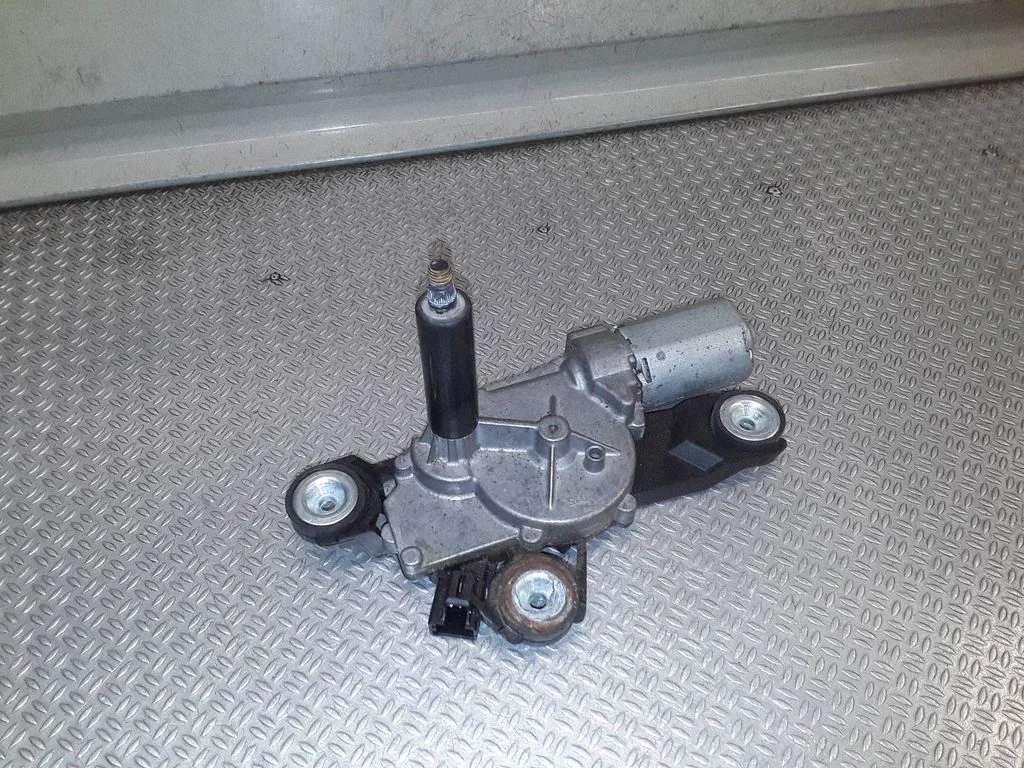 Rear window wiper motor – Ford Mondeo MK IV (2007-2014)