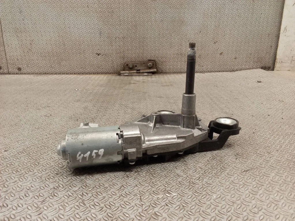Rear window wiper motor – Ford Focus (2010-2017)