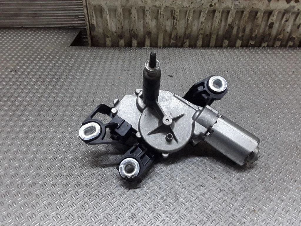 Rear window wiper motor – Volkswagen Golf Plus (2005-2013)