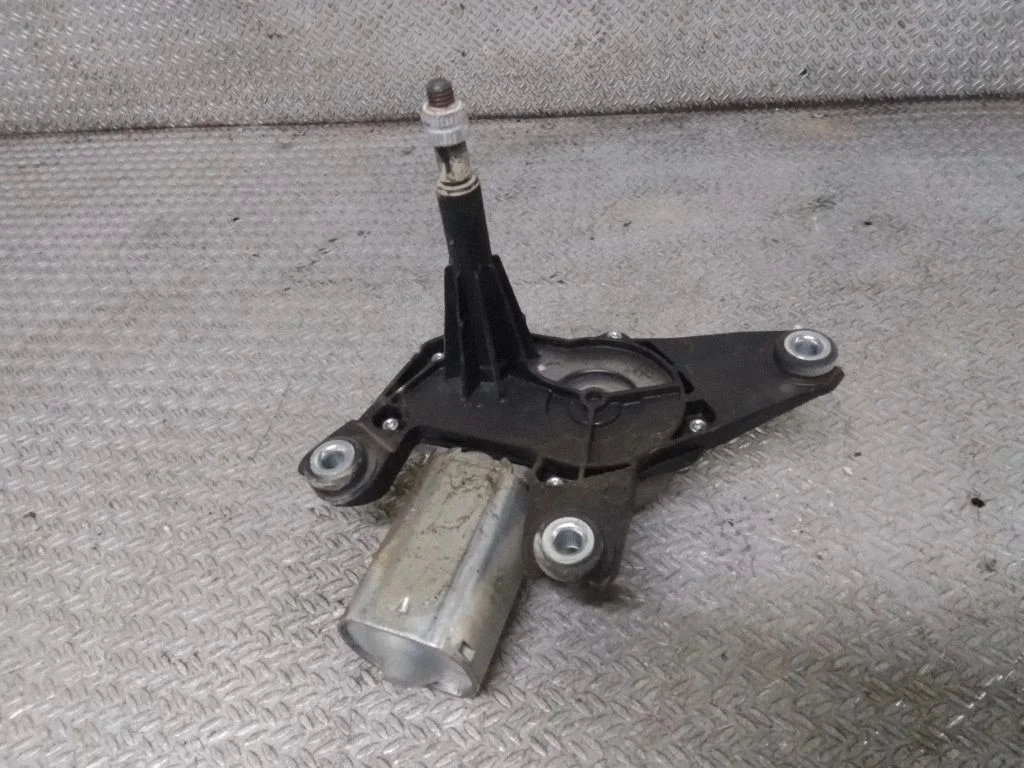 Aizmugurējā stikla tīrītāja motoriņš – Renault Modus (2004-2007)