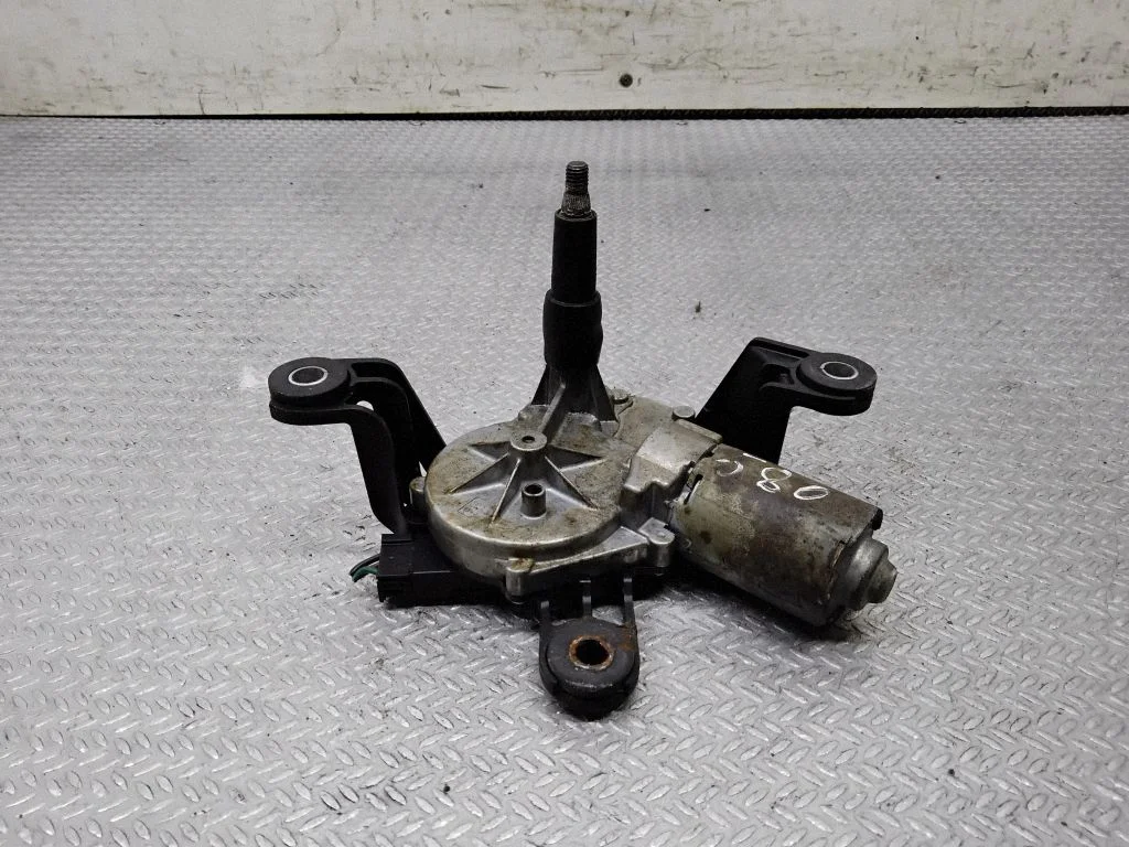 Rear window wiper motor – Opel Astra H (2004-2012)