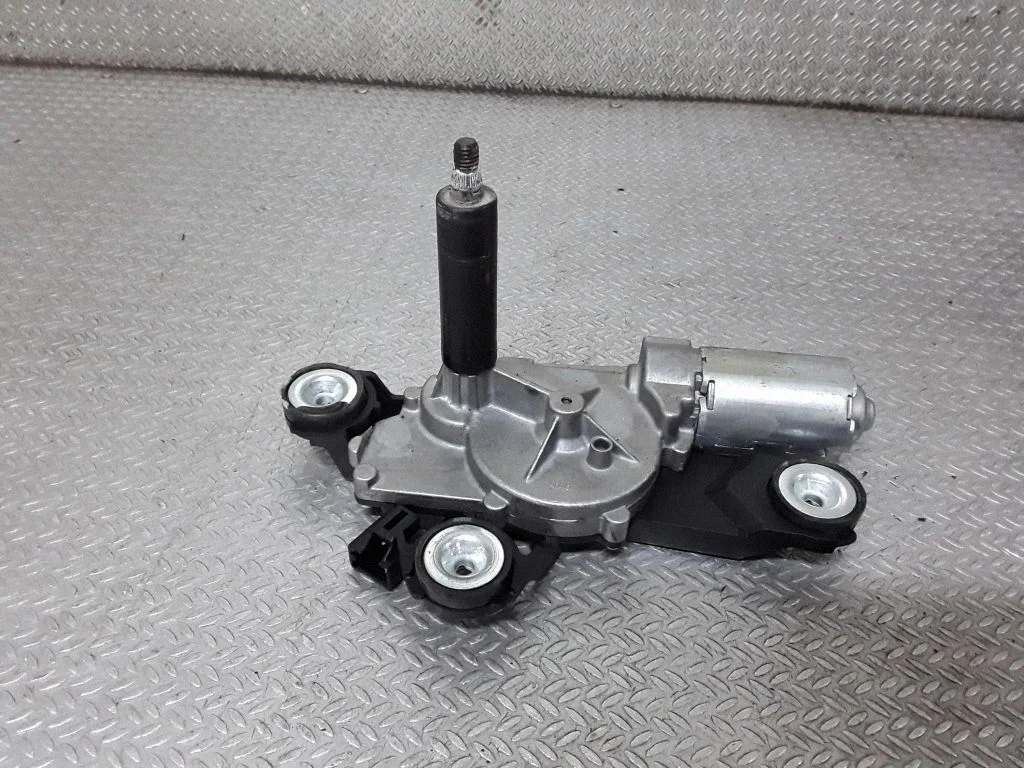 Rear window wiper motor – Ford Focus C-MAX (2003-2010)