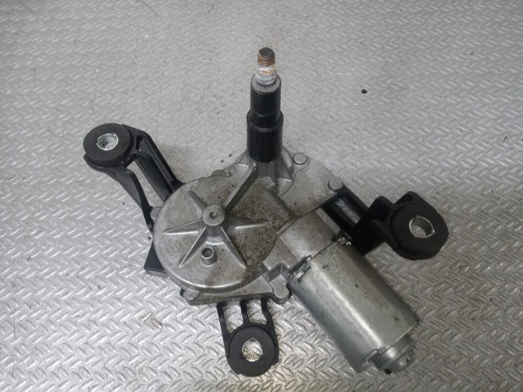 Rear window wiper motor – Opel Signum (2003-2008)