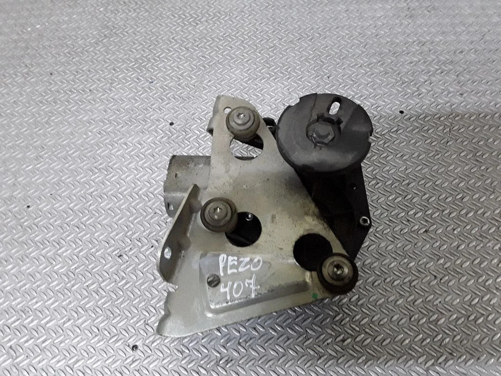 Tagaklaasi kojamehe mootor 54906212