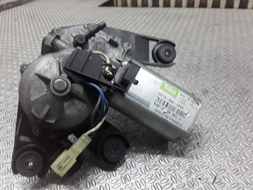 Aizmugurējā stikla tīrītāja motoriņš – Honda Civic (2001-2005)