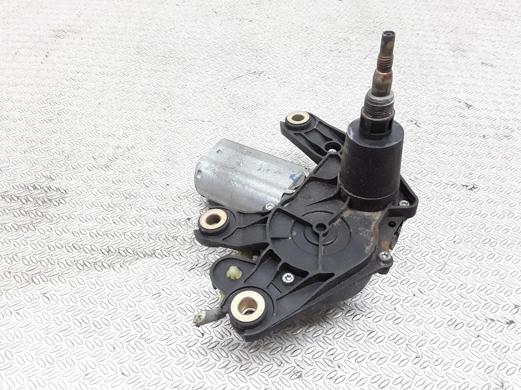 Aizmugurējā stikla tīrītāja motoriņš – Honda Civic (2001-2005)