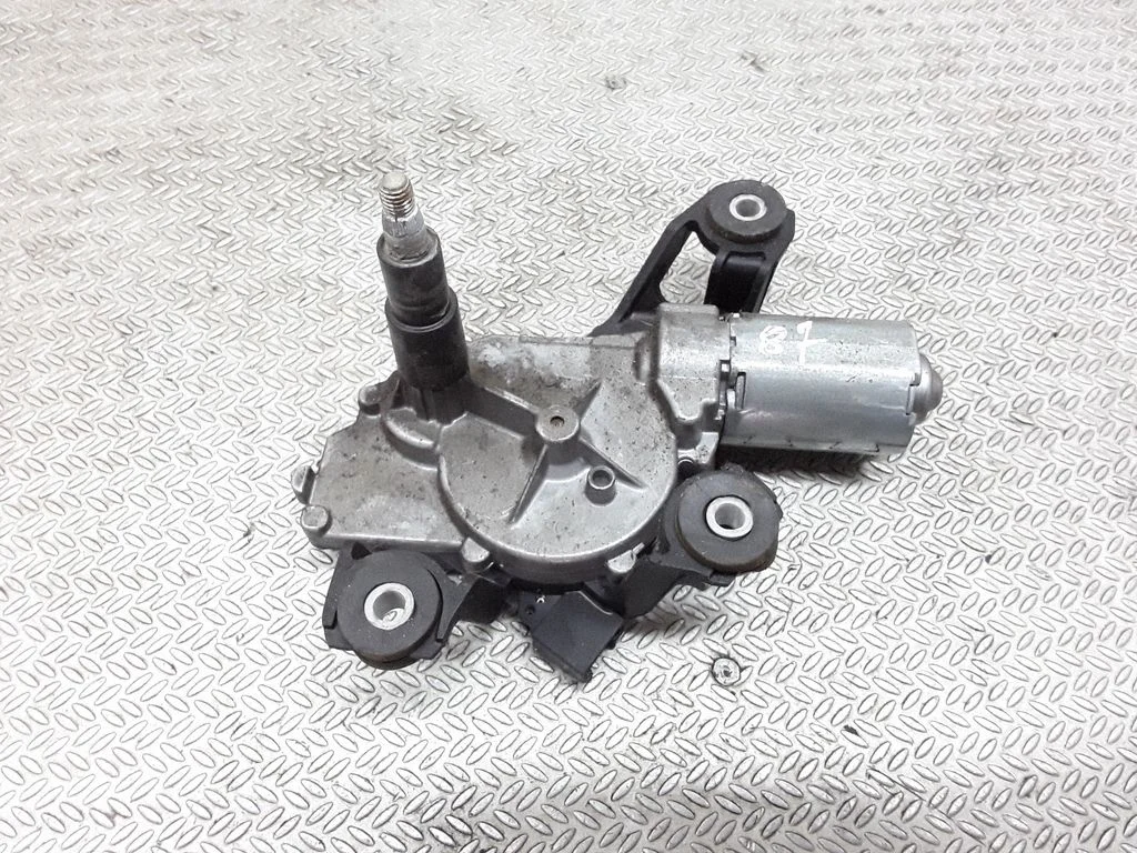 Rear window wiper motor – Renault Megane II (2002-2005)