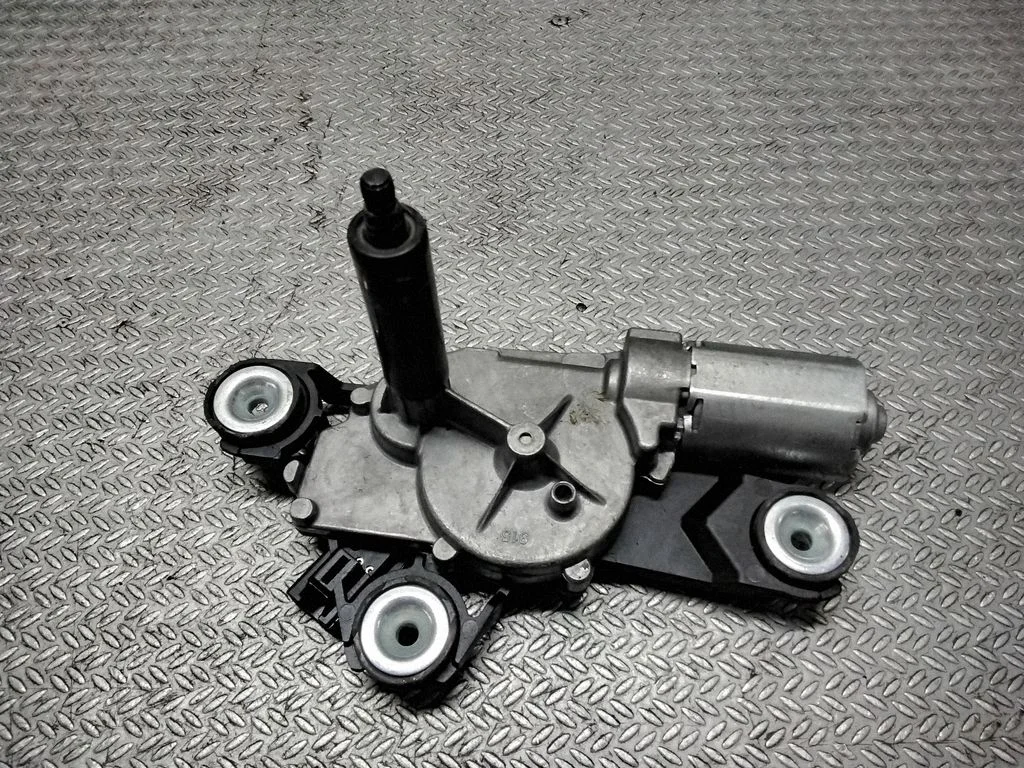 Rear window wiper motor – Ford Focus C-MAX (2003-2010)