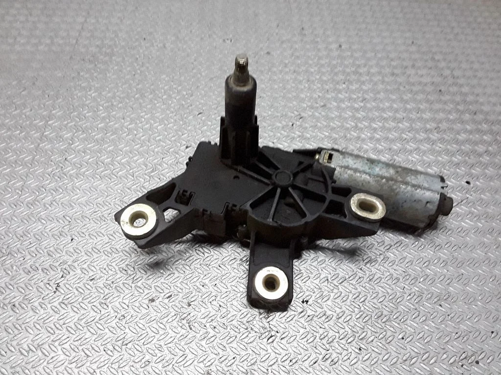 Rear window wiper motor – Mercedes-Benz A-Class W168 (1997-2004)