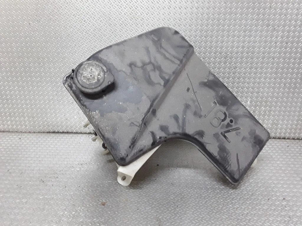 Windshield washer fluid reservoir/tank – BMW X5 E53 (1999-2006)