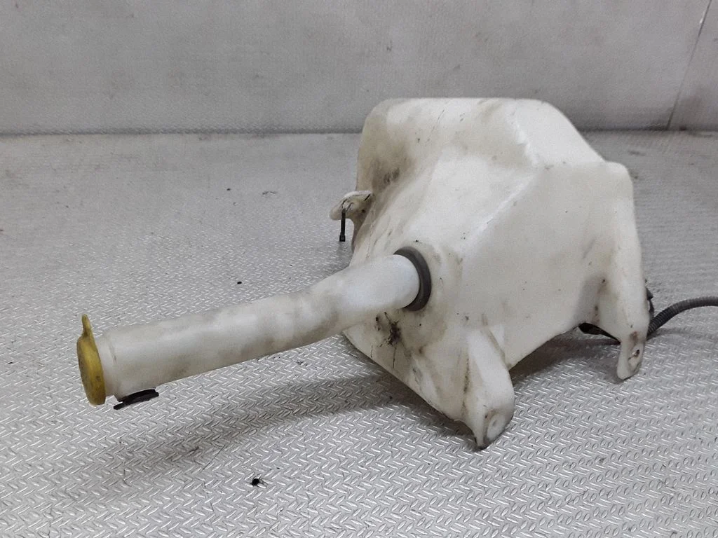 Logu mazgāšanas šķidruma tvertne – Opel Signum (2003-2008)