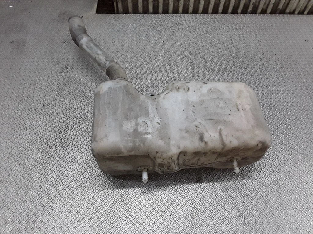 Windshield washer fluid reservoir/tank – Citroen Jumper (2007-2013)