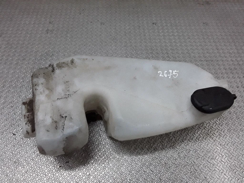 Klaasipesuvedeliku paak 8200609549 – Dacia Logan Pick-Up (2005-)