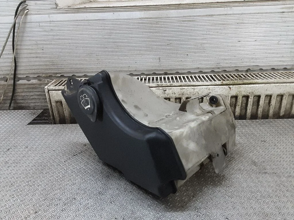 Windshield washer fluid reservoir/tank – BMW 3 Series E46 (1998-2005)