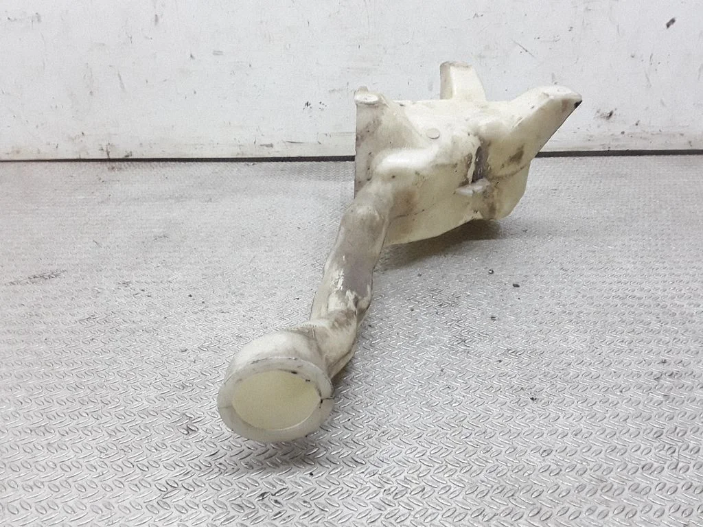 Logu mazgāšanas šķidruma tvertne – Honda Civic (2001-2005)