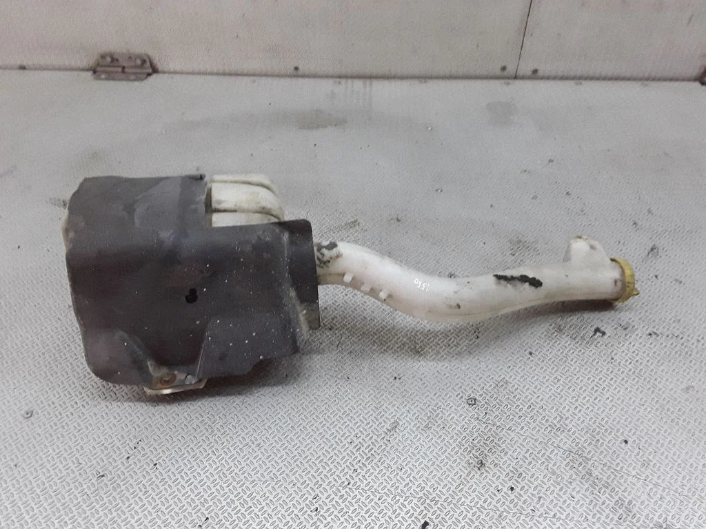 Windshield washer fluid reservoir/tank – Ford Transit (2000-2006)
