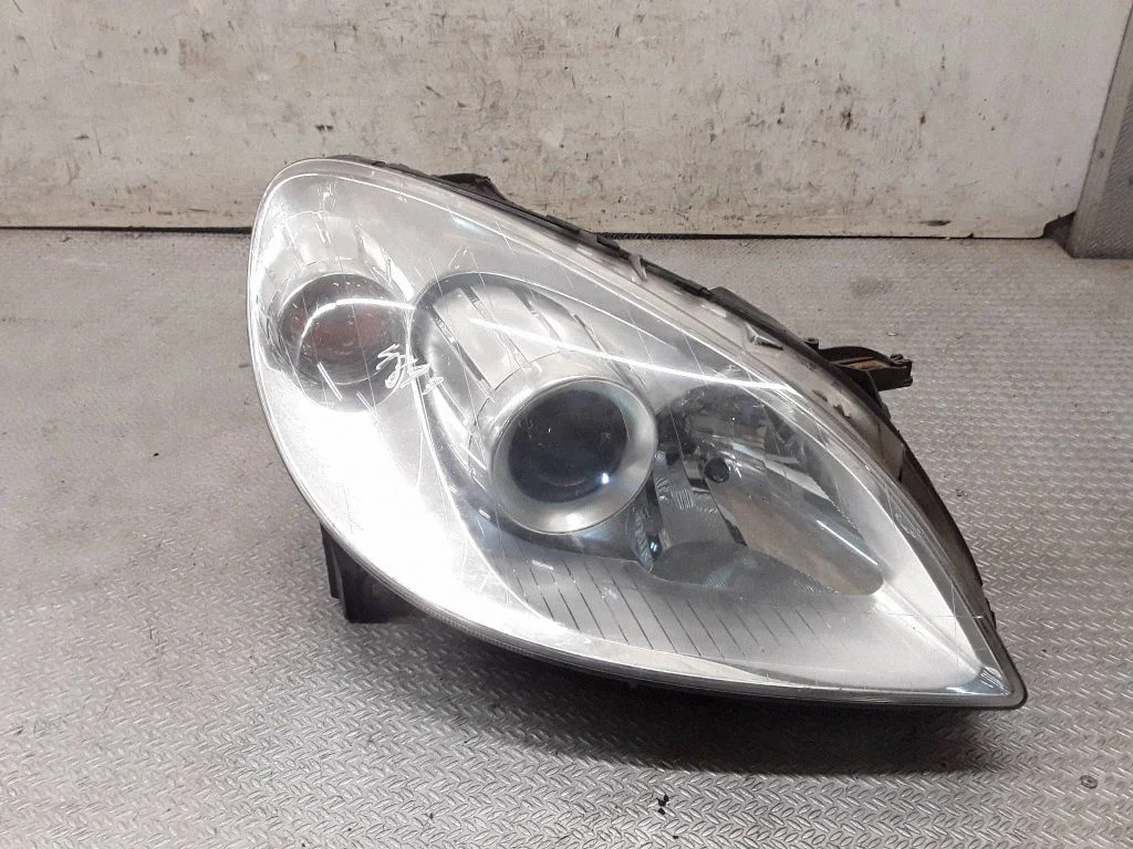 Reflektor A1698207861