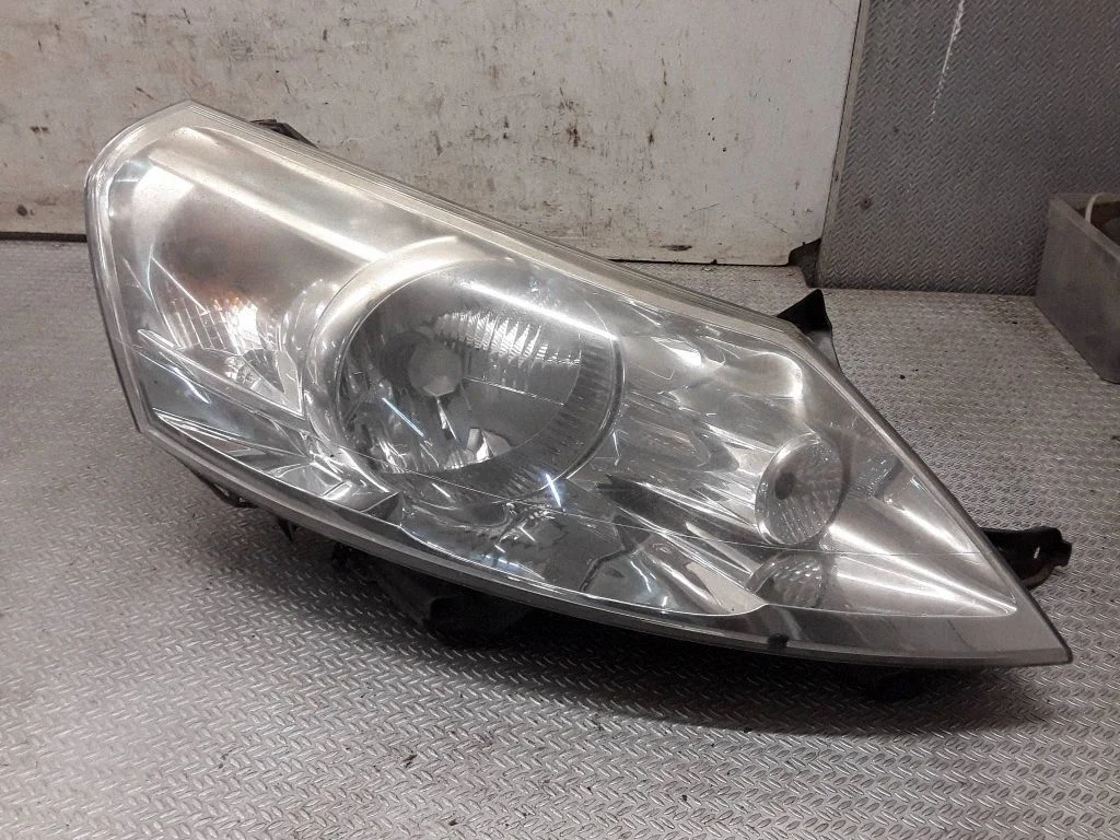 Headlight/headlamp 89901160