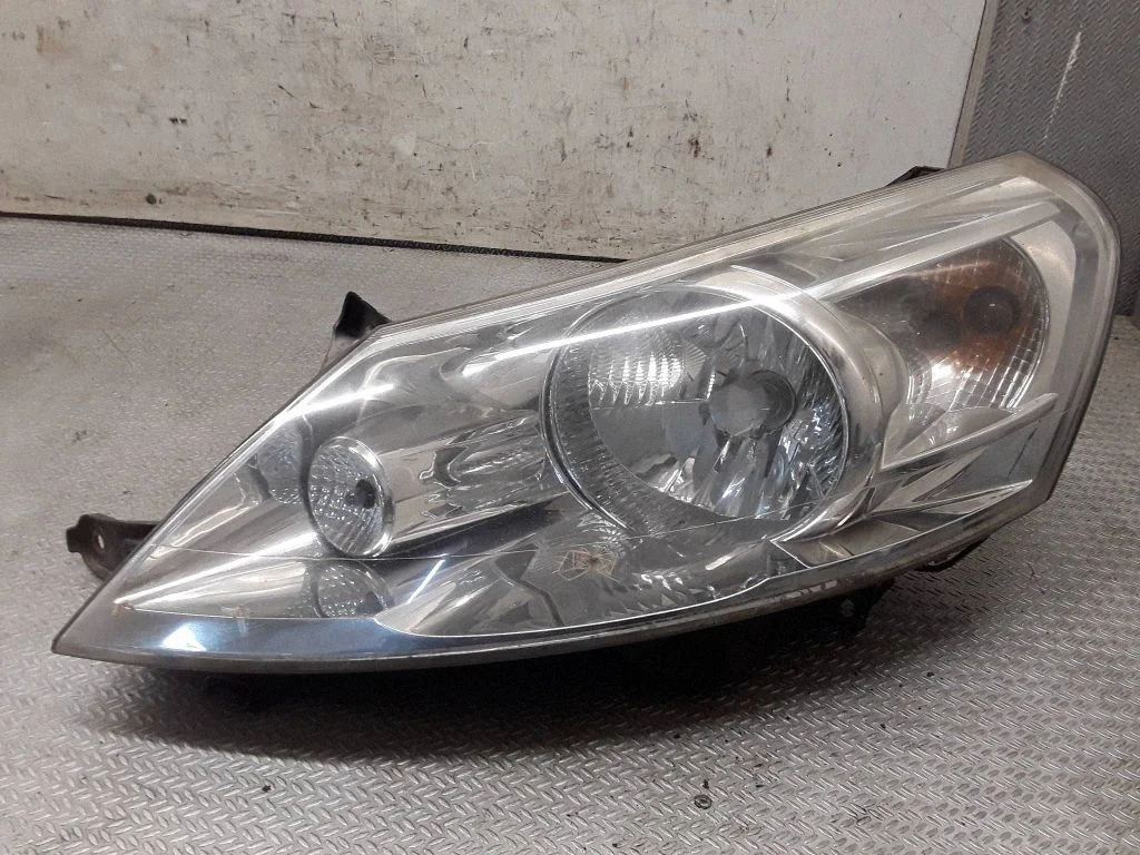 Headlight/headlamp 89901161