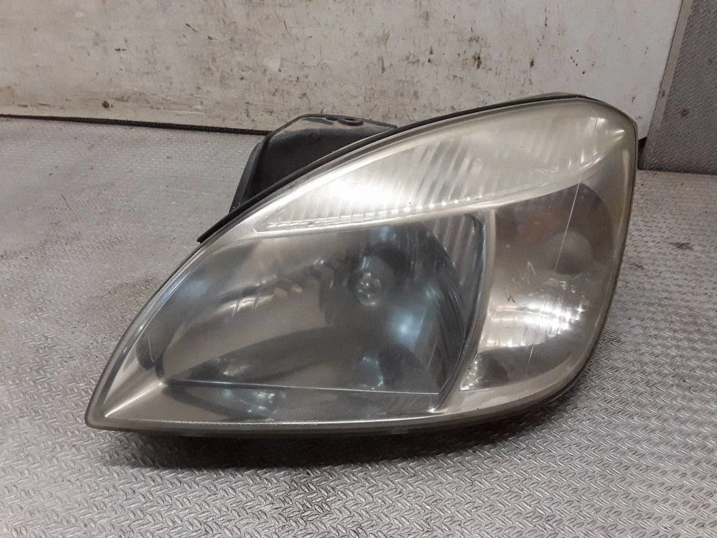 Priekšējais lukturis – KIA Rio (2001-2005), kreisā