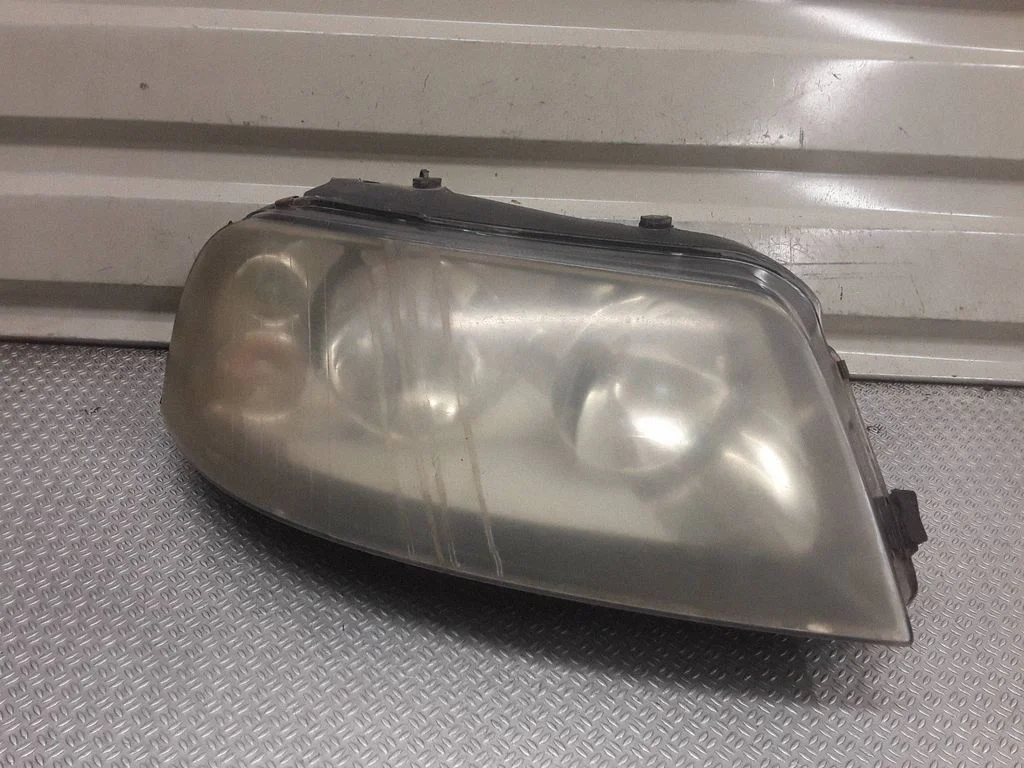 Headlight/headlamp – Seat Alhambra (Mk1) (1996-2010)