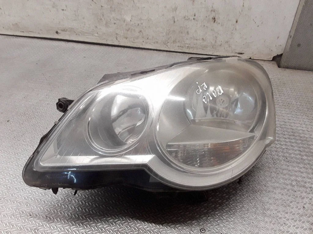 Reflektor – Volkswagen Polo IV 9N3 (2005-2009)