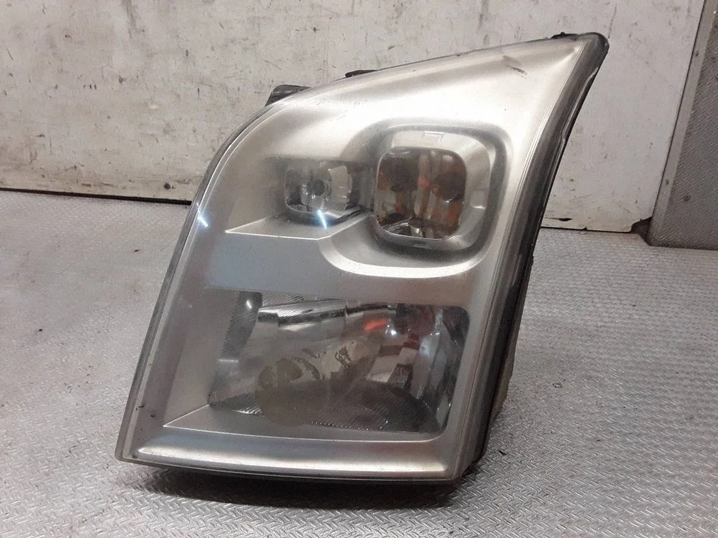 Reflektor – Ford Transit - Tourneo Connect (2009-2013)