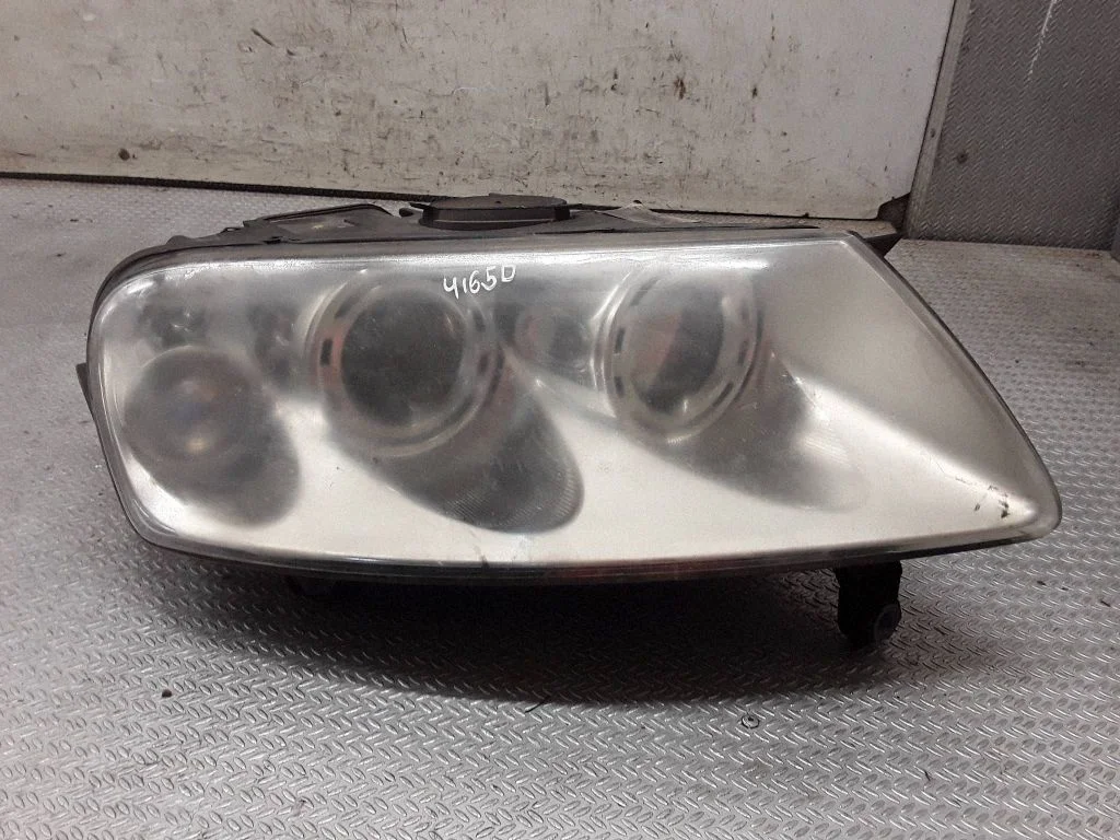 Reflektor 7L6941016BK
