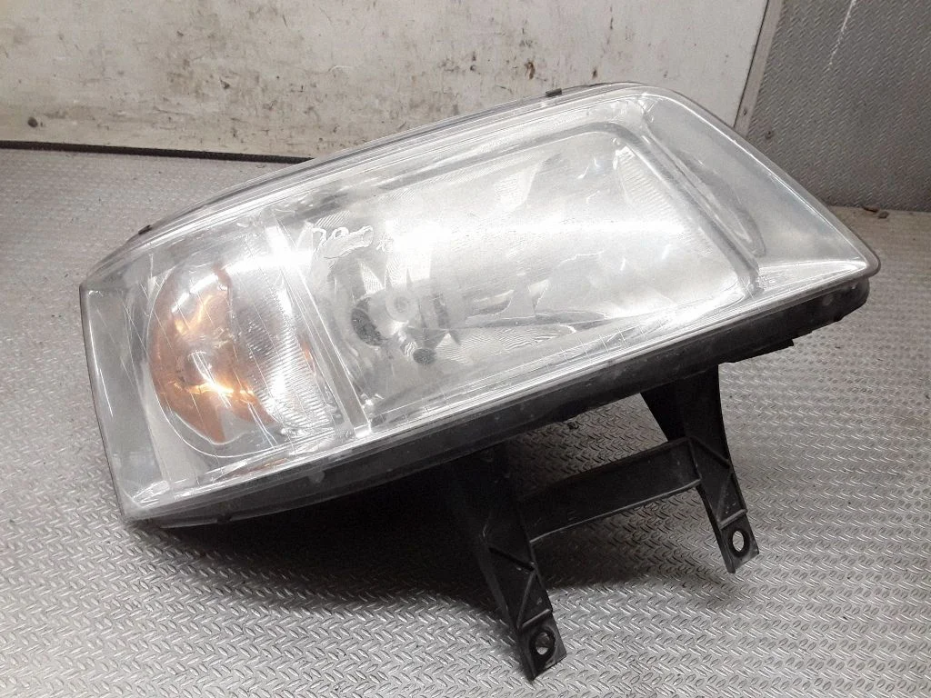 Headlight/headlamp – Volkswagen Transporter - Caravelle T5 (2003-2015)