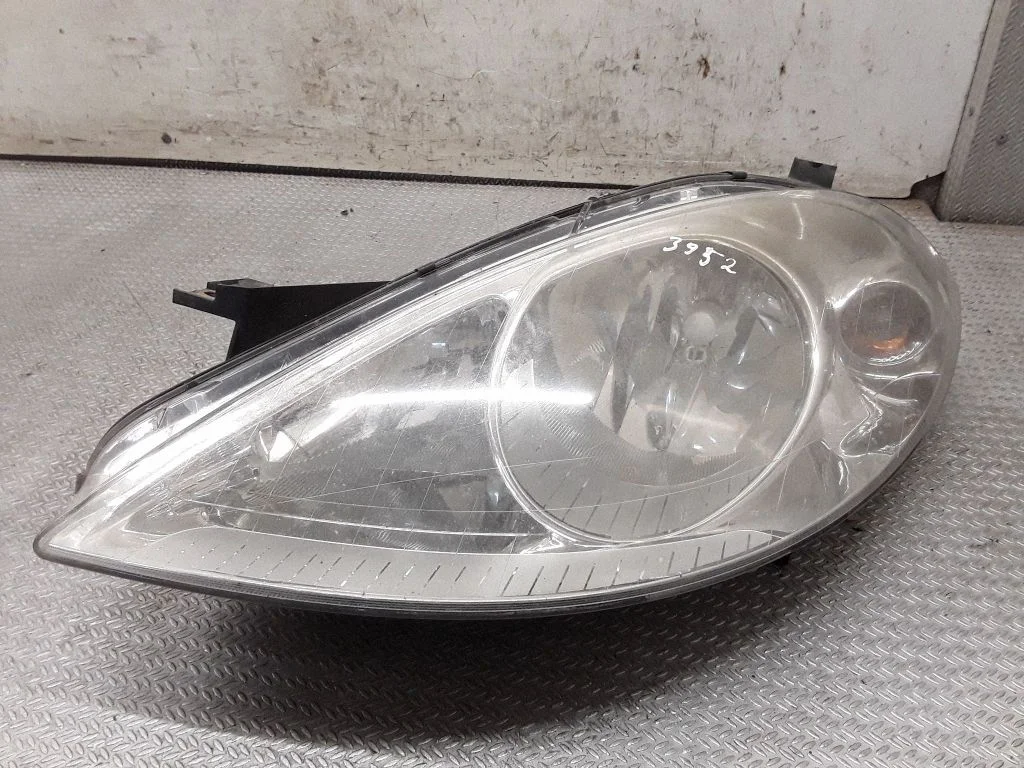 Headlight/headlamp – Mercedes-Benz A-Class W169 (2004-2012)