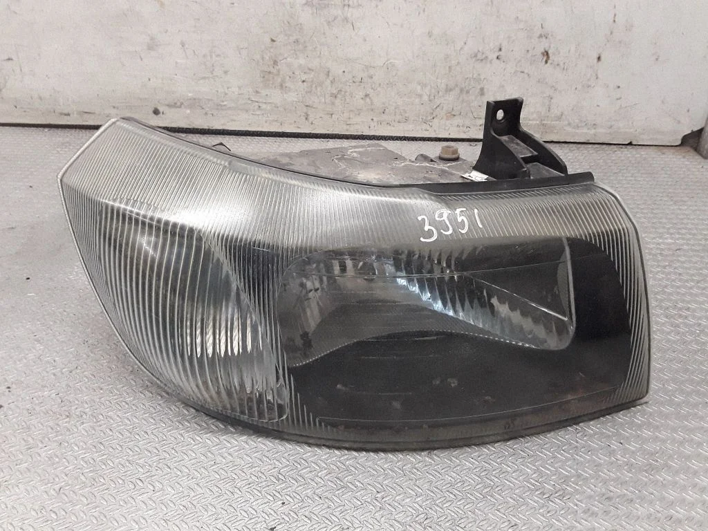 Headlight/headlamp – Ford Transit - Tourneo Connect (2003-2008)