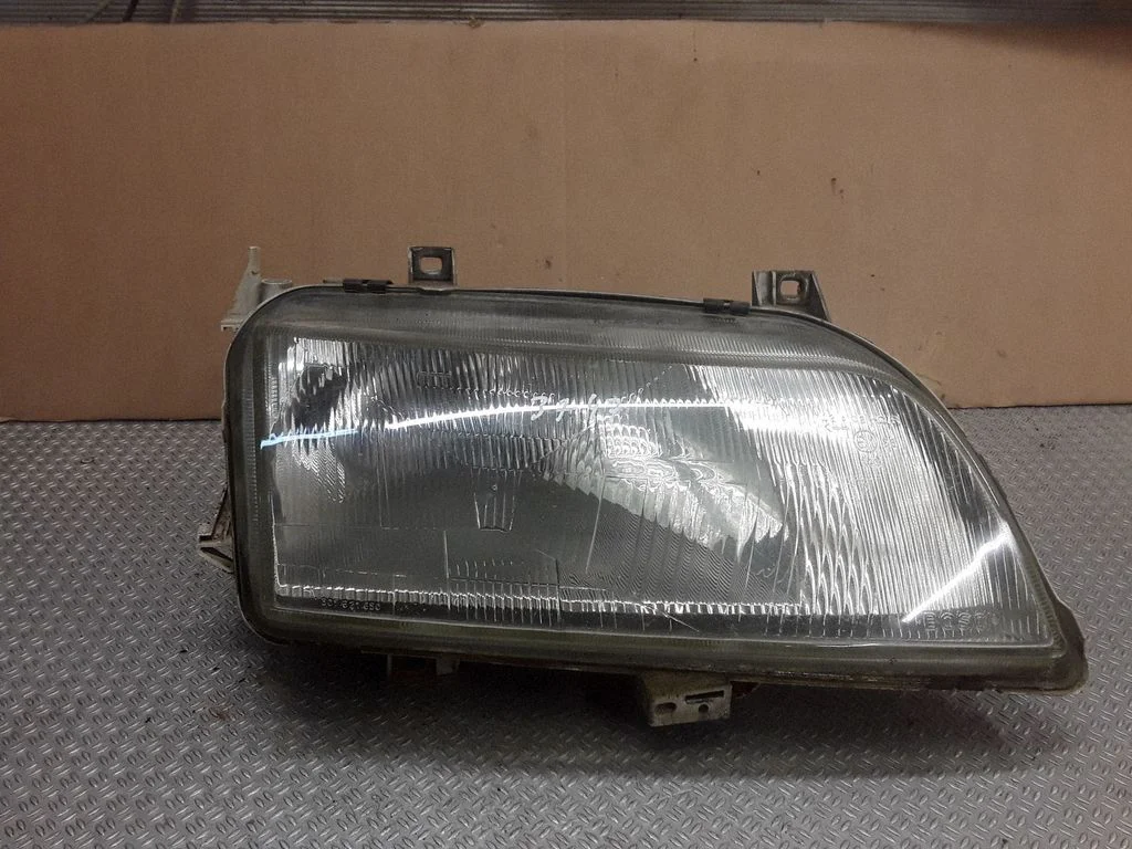Headlight/headlamp – Volkswagen Sharan (1996-2000)