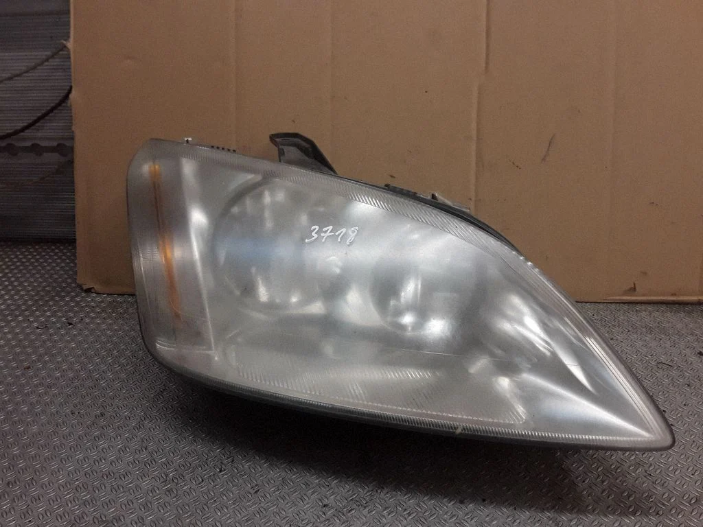 Headlight/headlamp – Ford Focus C-MAX (2003-2010)