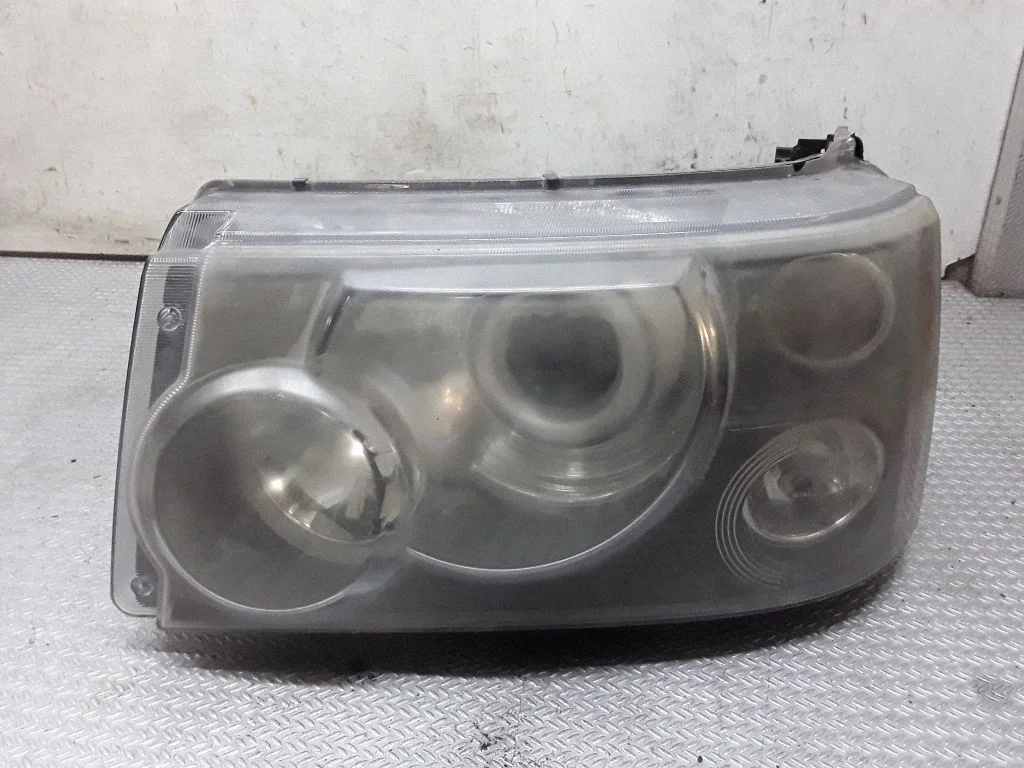 Reflektor – Land Rover Range Rover Sport L320 (2005-2013)