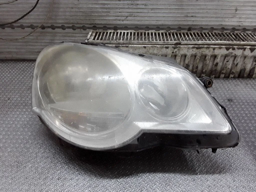 Headlight/headlamp – Volkswagen Polo IV 9N3 (2005-2009)