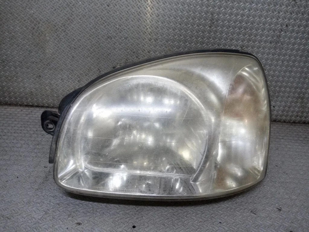 Headlight/headlamp – Hyundai Santa Fe (2000-2006)