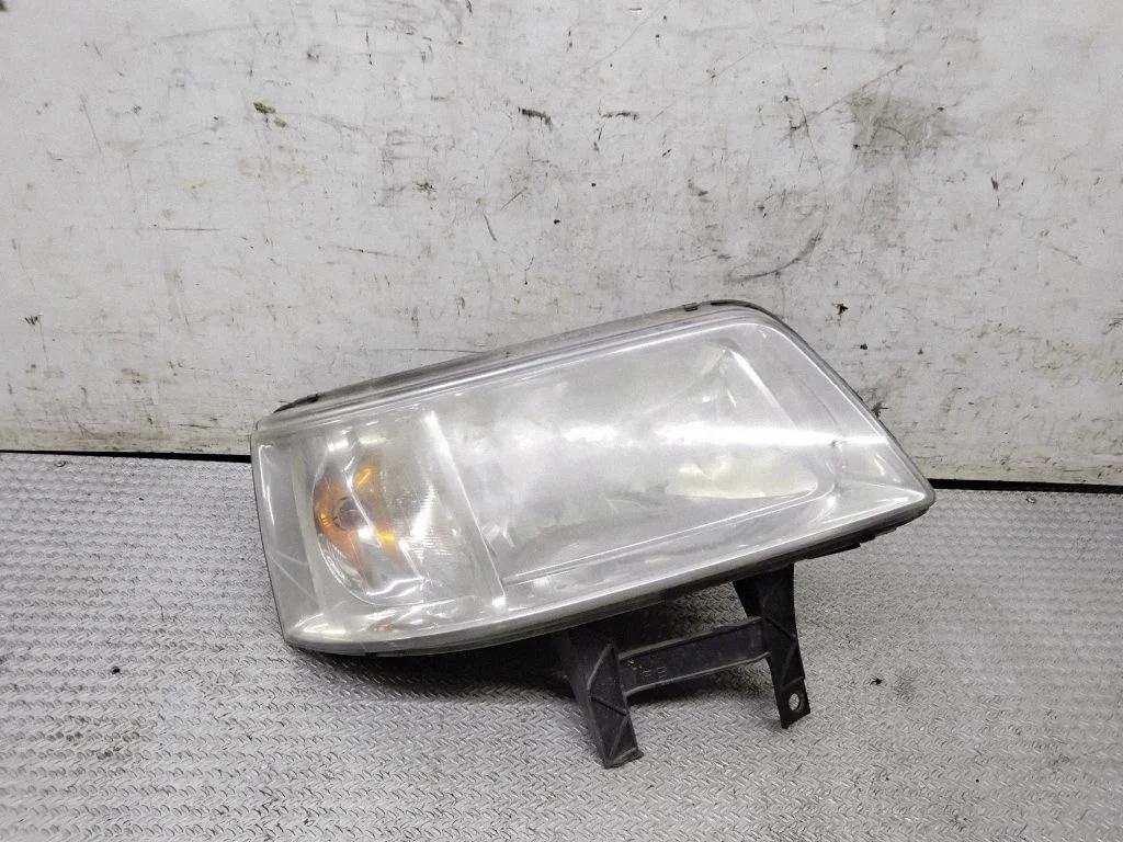Headlight/headlamp – Volkswagen Transporter - Caravelle T5 (2003-2015)