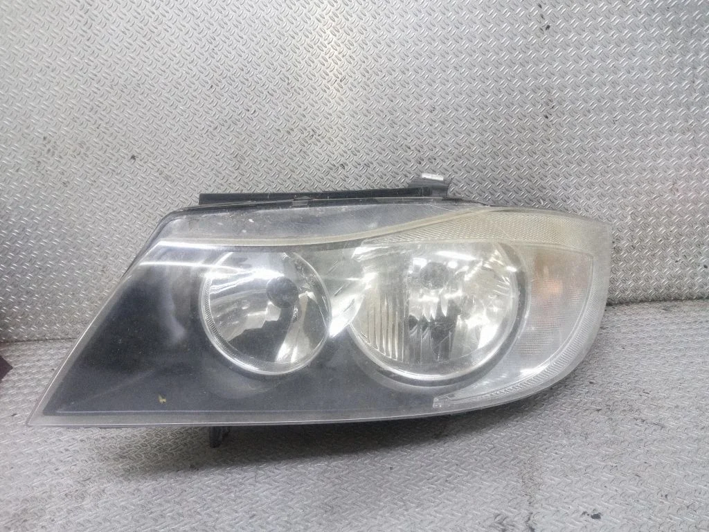 Reflektor 694272308