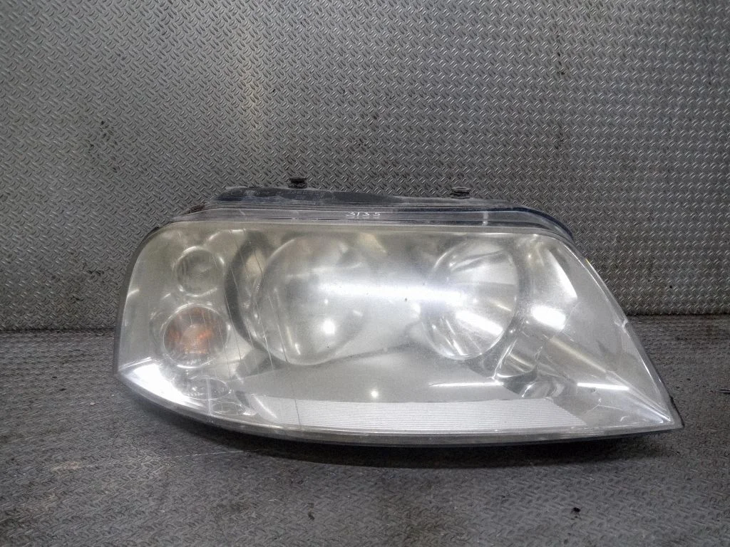 Reflektor 7M3941016