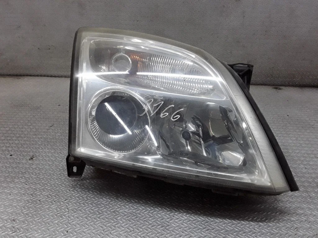 Headlight/headlamp – Opel Signum (2003-2008)