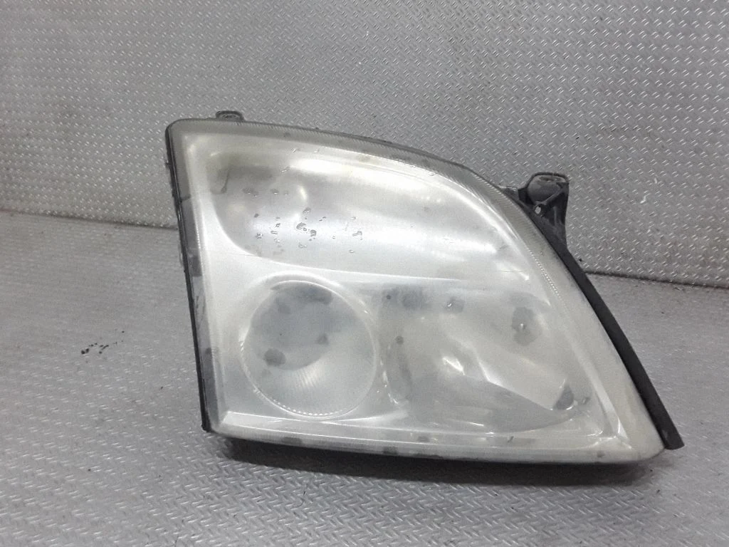 Headlight/headlamp – Opel Vectra C (2002-2005)