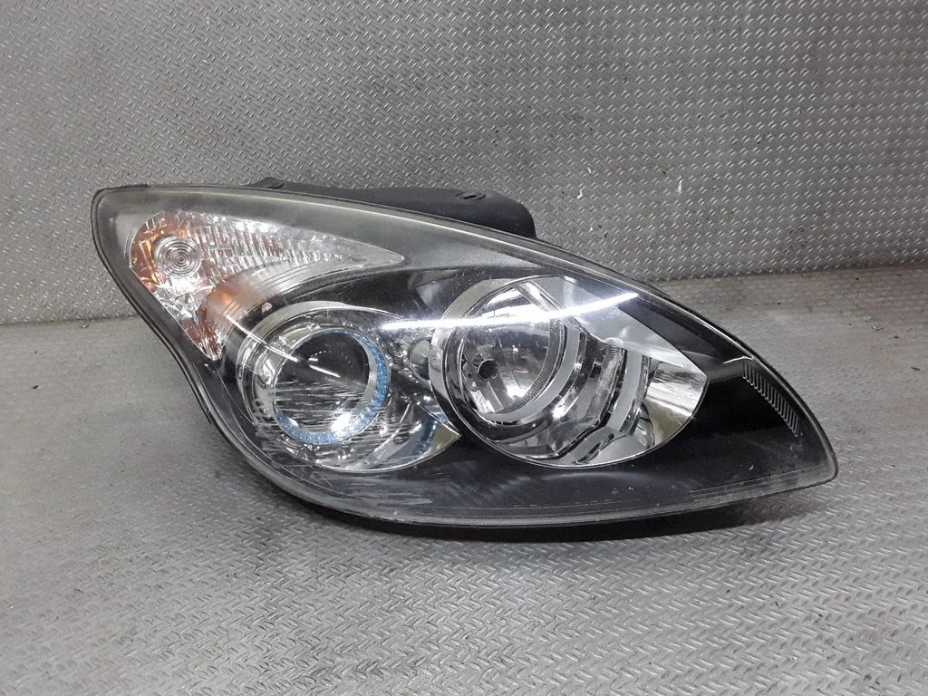 Reflektor – Hyundai i30 (2007-2012)
