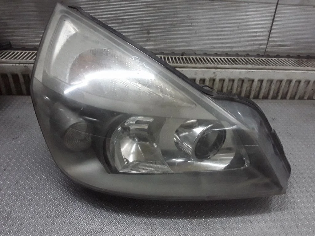 Headlight/headlamp – Renault Espace - Grand espace IV (2004-2014)